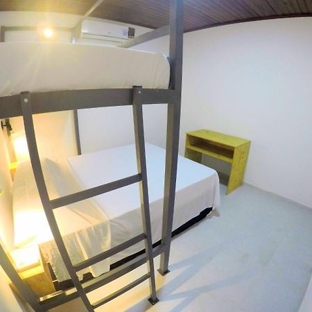 Hostel Da Milla Presidente Figueiredo Zewnętrze zdjęcie