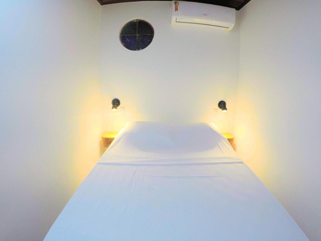 Hostel Da Milla Presidente Figueiredo Zewnętrze zdjęcie
