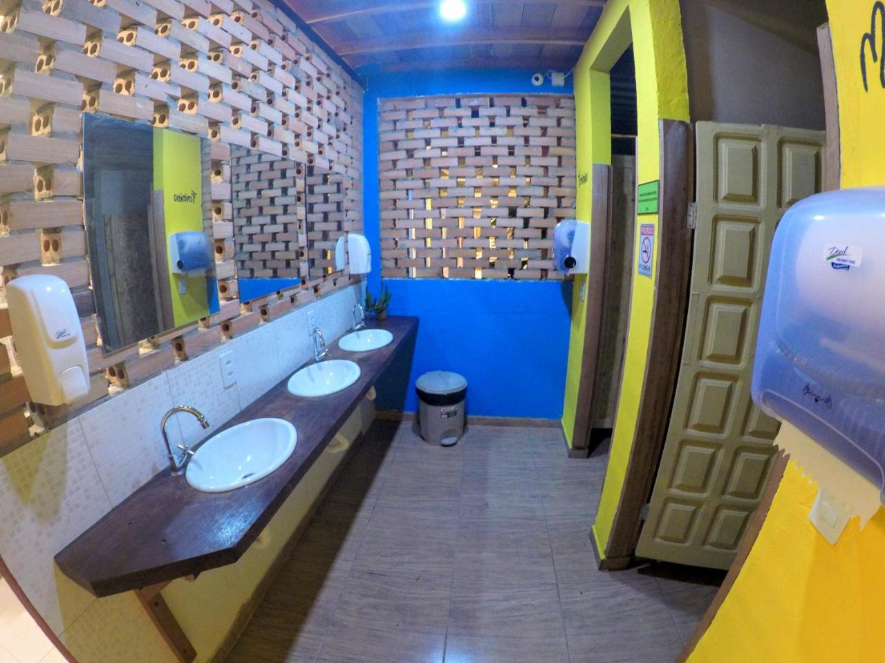 Hostel Da Milla Presidente Figueiredo Zewnętrze zdjęcie