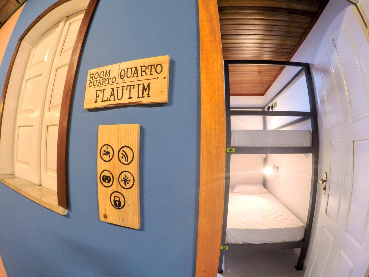 Hostel Da Milla Presidente Figueiredo Zewnętrze zdjęcie